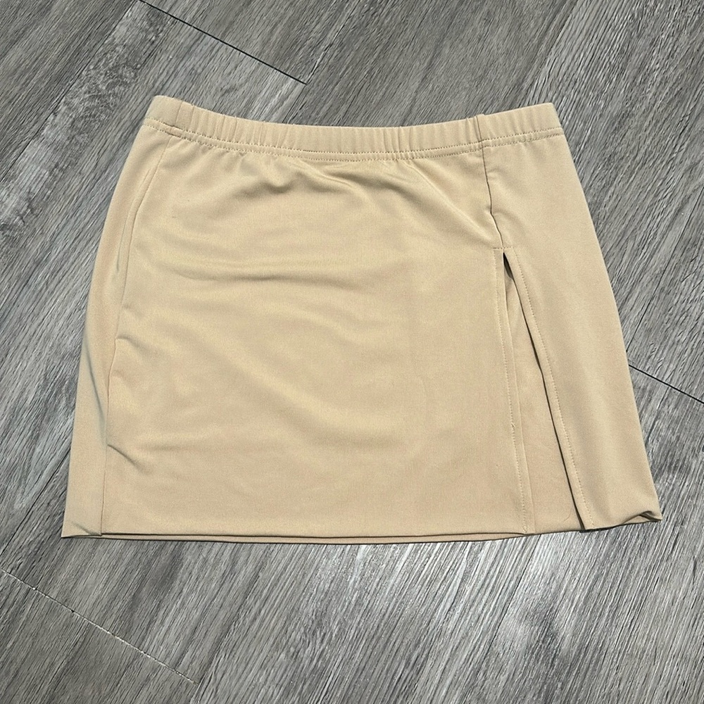 Tan mini skirt - side slit